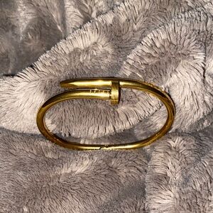 Gold Nail Design Bracelet❤️